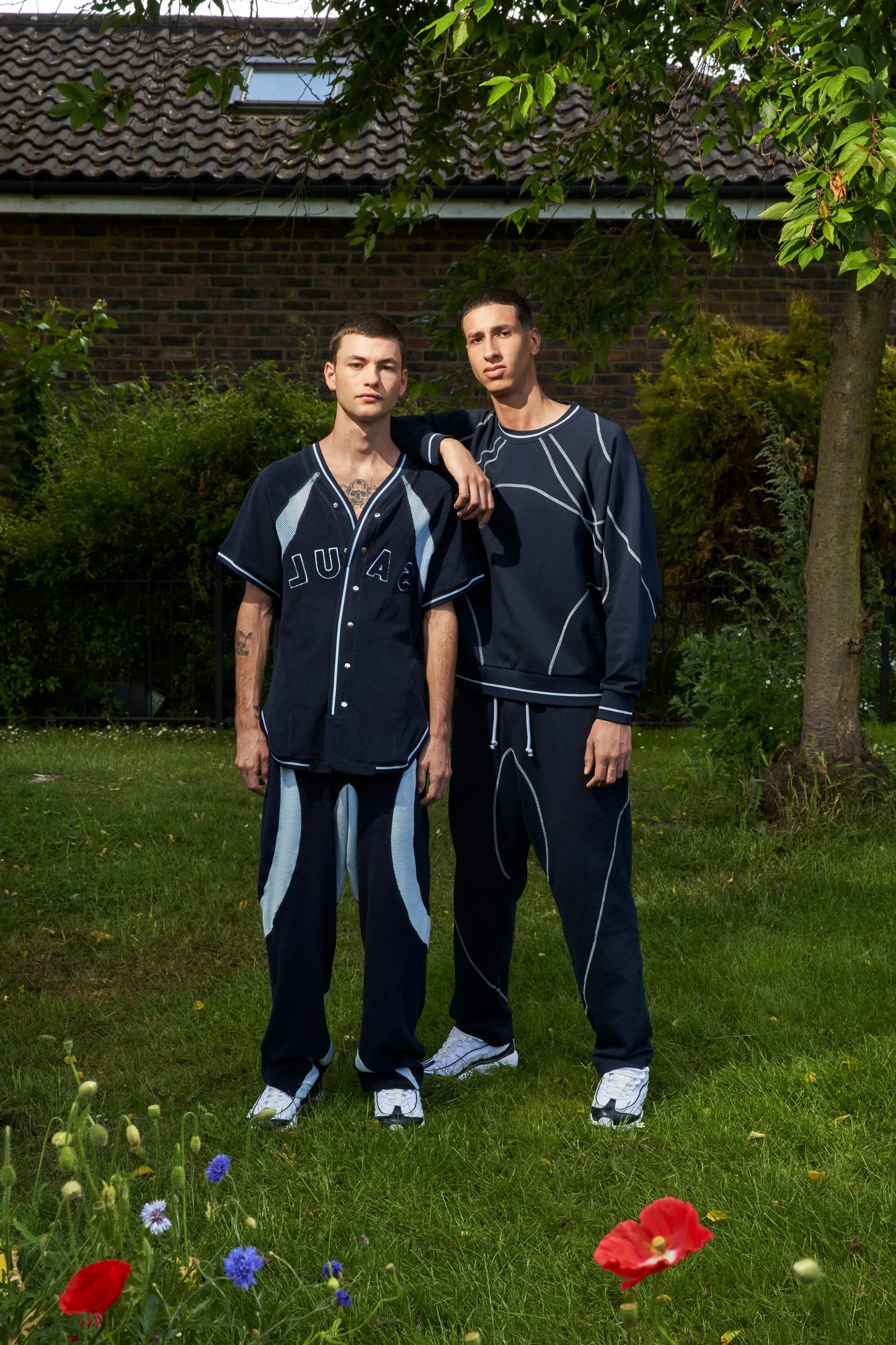 SN58 - NAVY Cricket Jogger