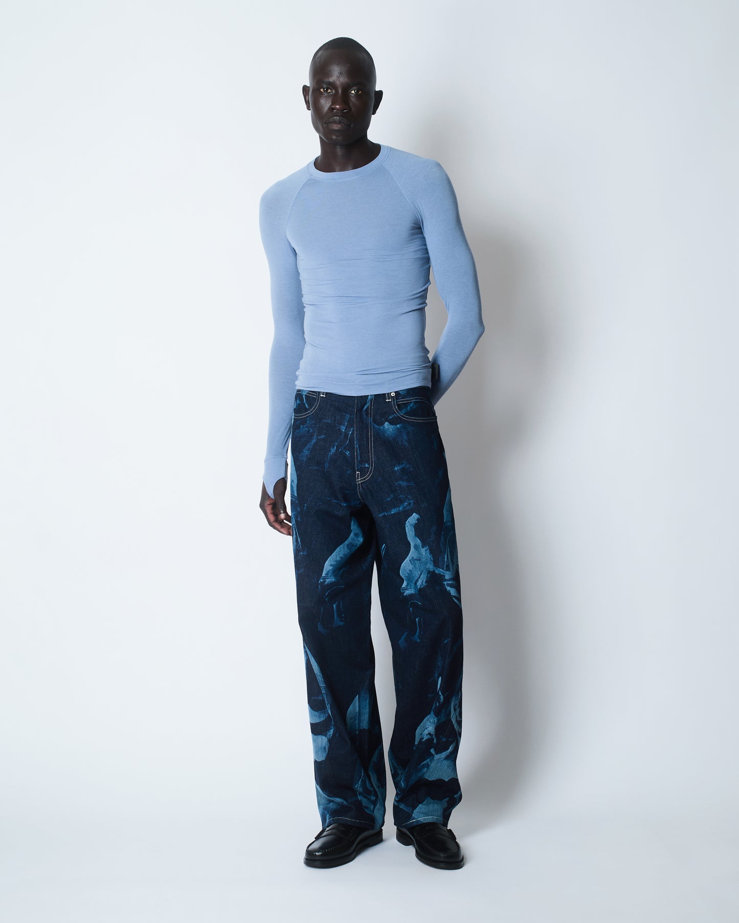 SHEER SNUG-FIT THUMBHOLE TOP TENCEL / WOOL BLUE