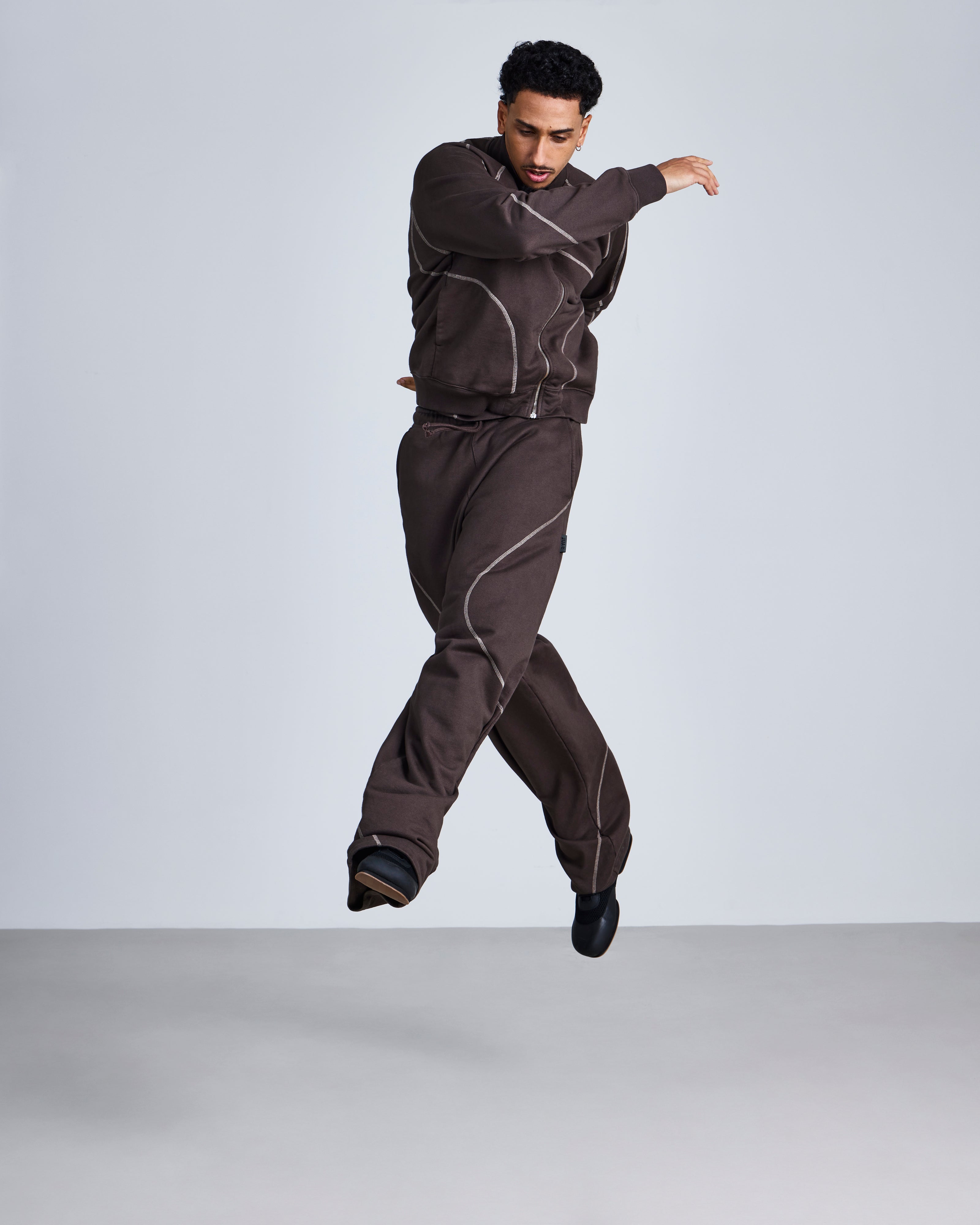 Coverstitch Jogger-2