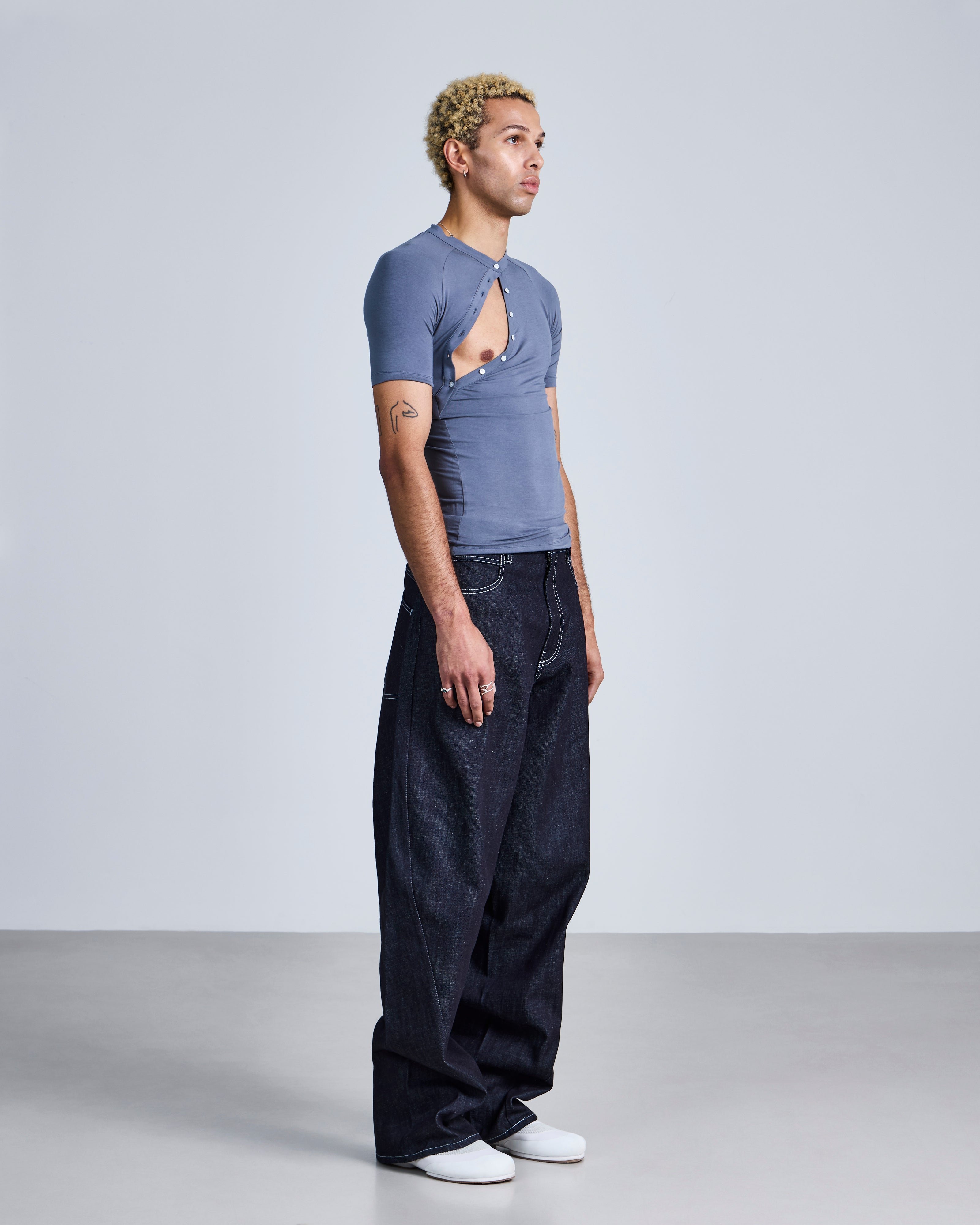 Kinetic Cut Denim Jeans-3