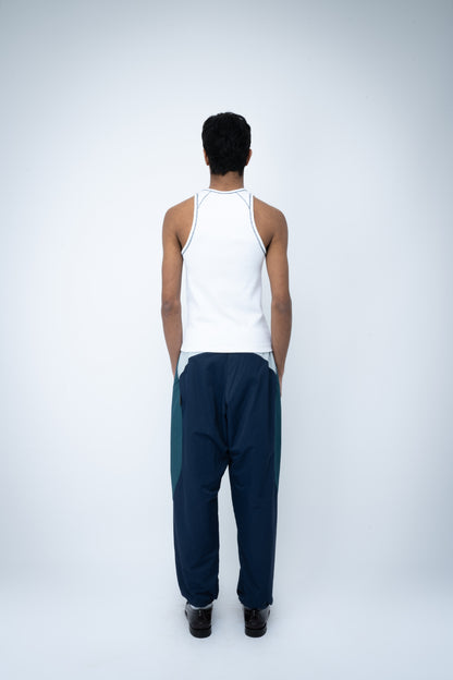 CORE CONTRAST MOVEMENT VEST - WHITE / NAVY