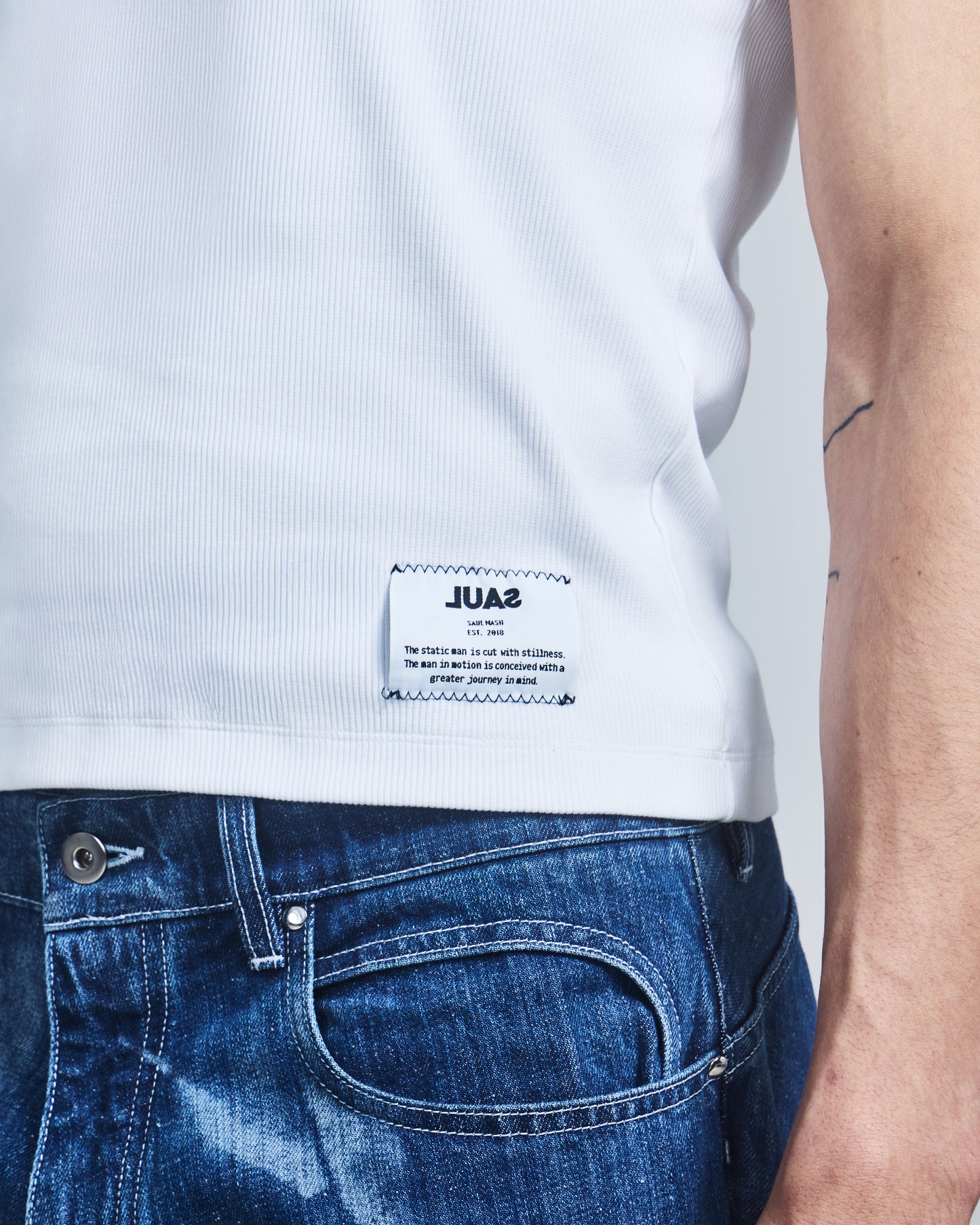 Contrast Movement Vest